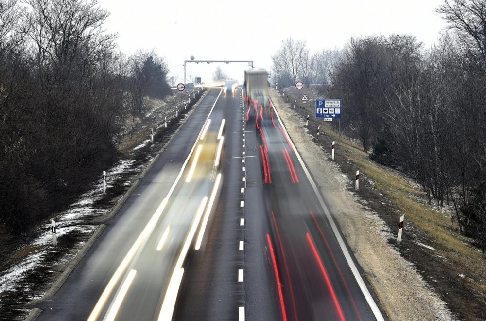 Forgalmirend-változás az M2 Budapest-Vác közötti szakaszán